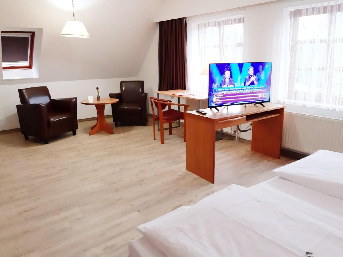 Hotel Columbus Und Glamping 3*