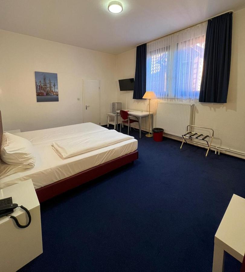 Columbus Und Glamping Hotel 3*