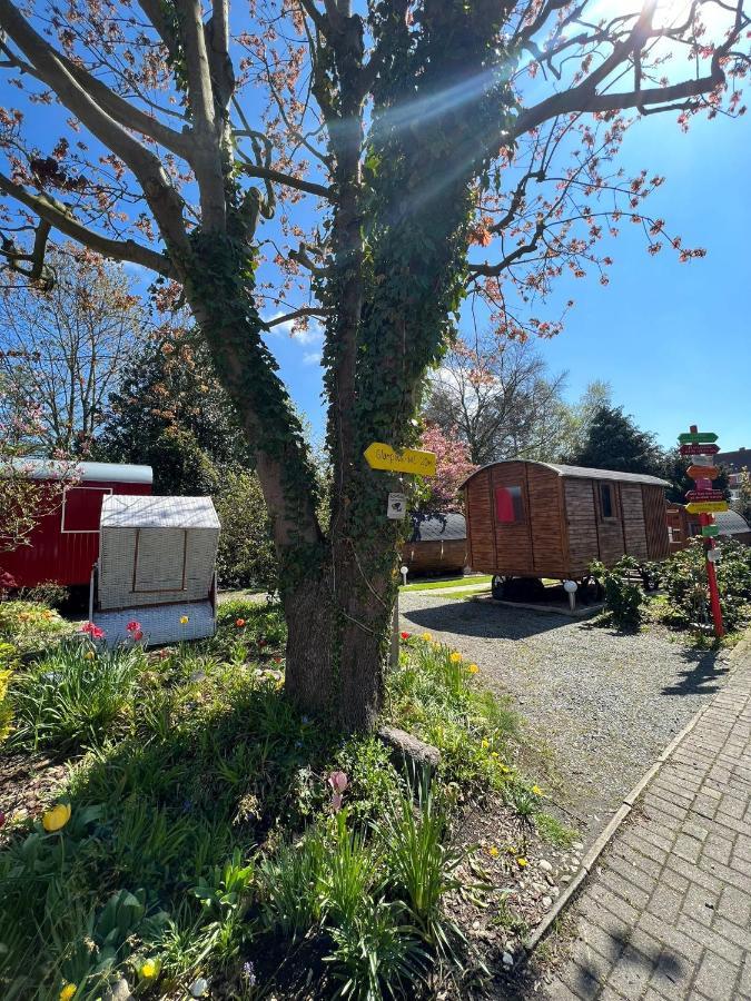 Columbus Und Glamping Hotel 3*