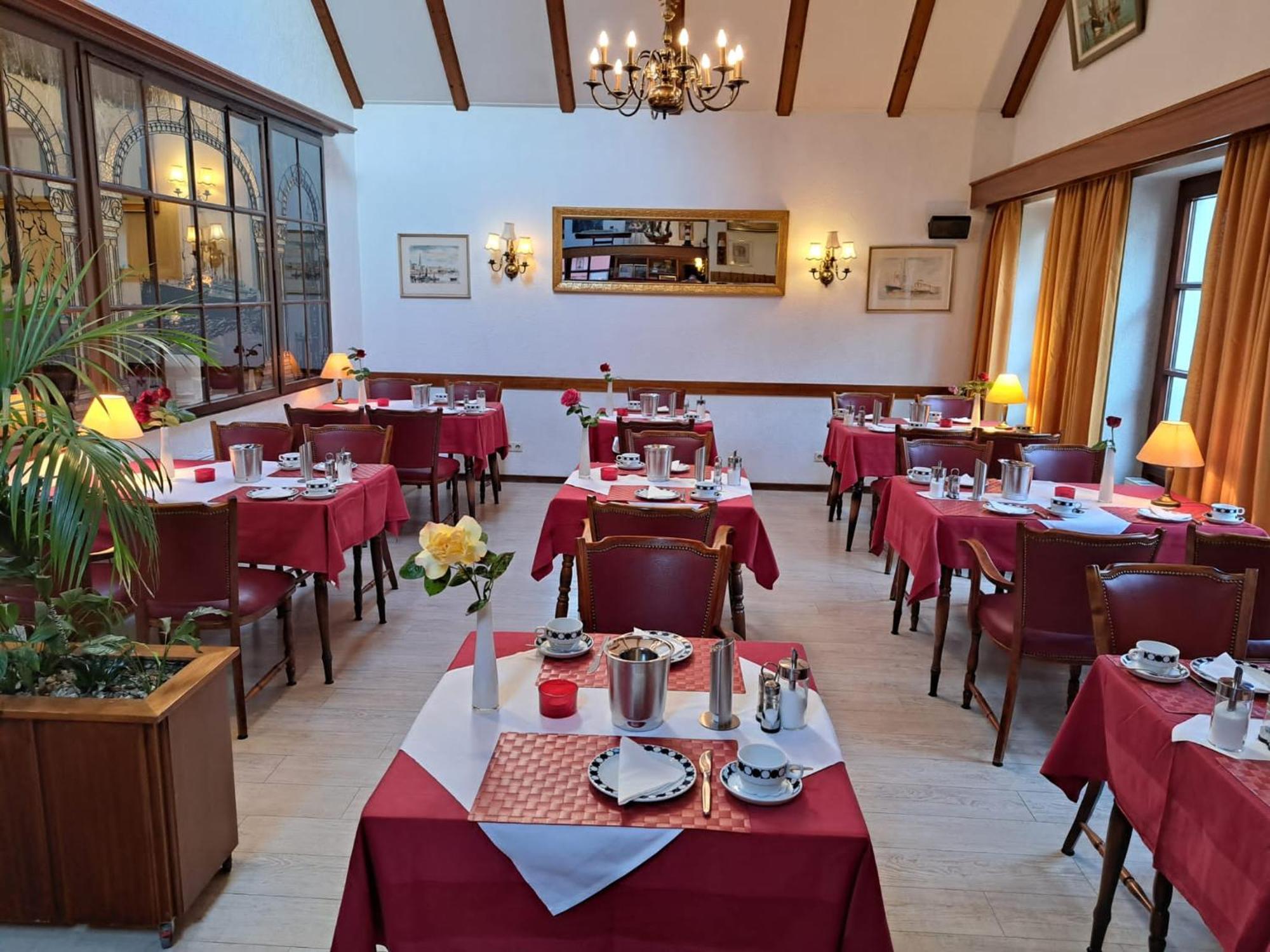Hotel Columbus Und Glamping 3*