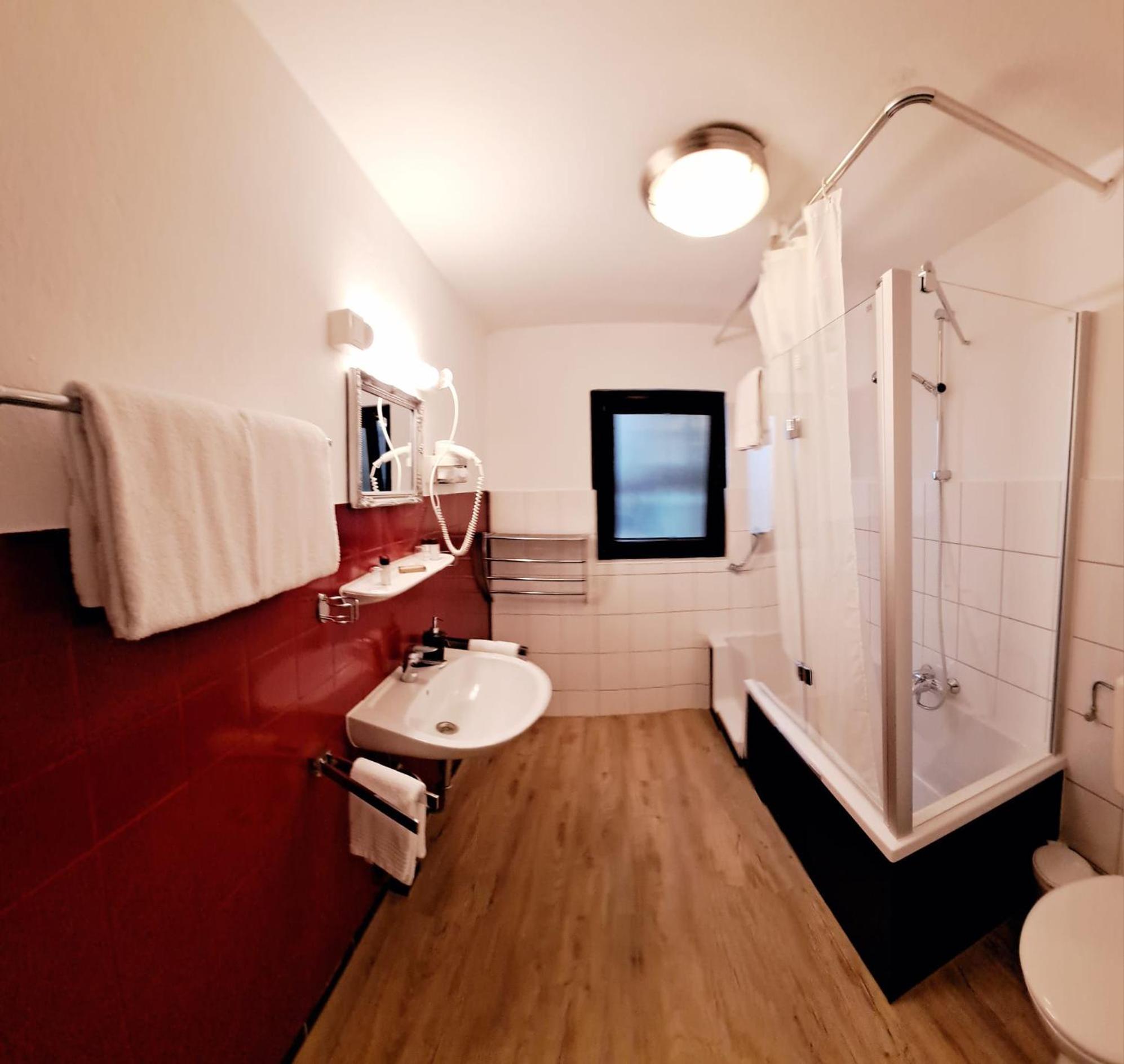 Columbus Und Glamping Hotel Bremerhaven