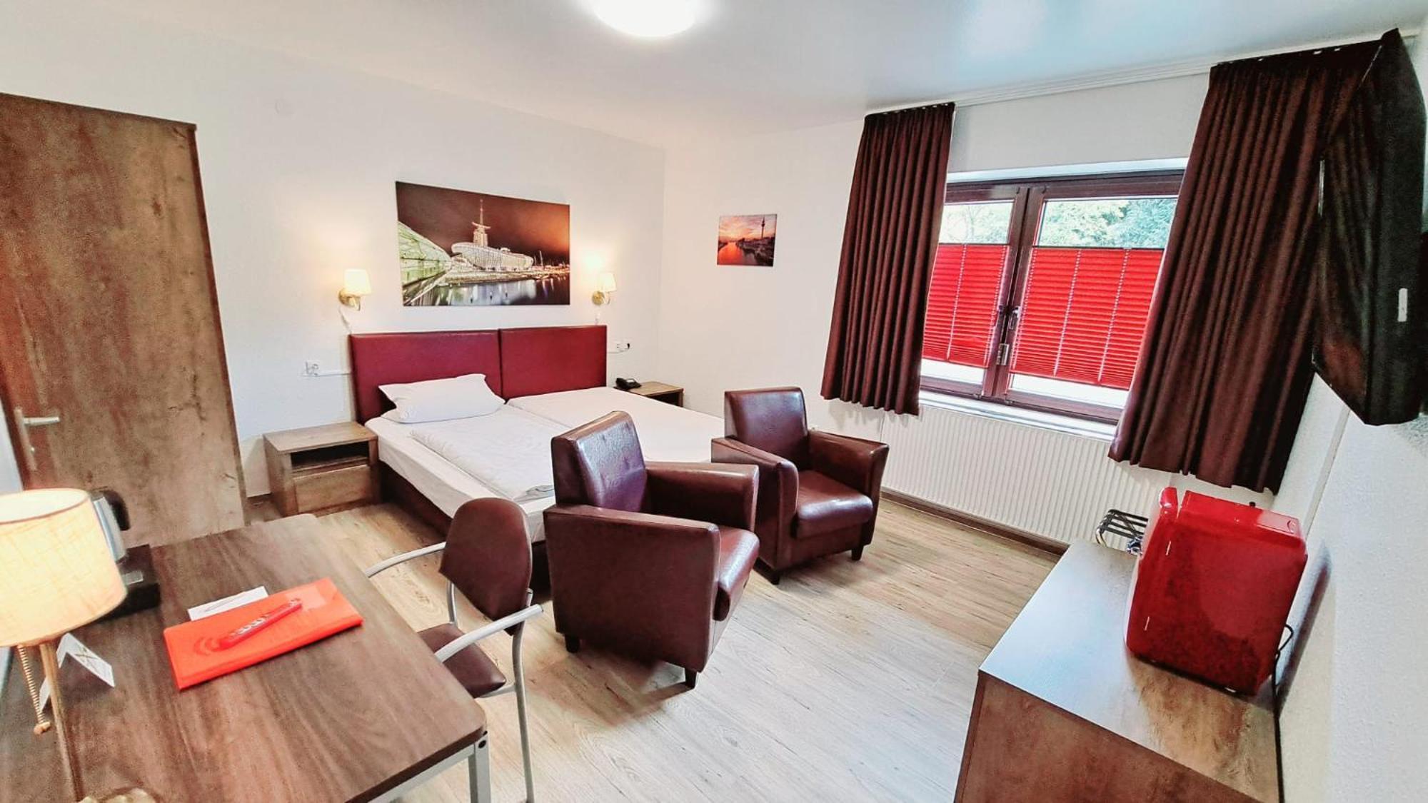 Hotel Columbus Und Glamping 3*